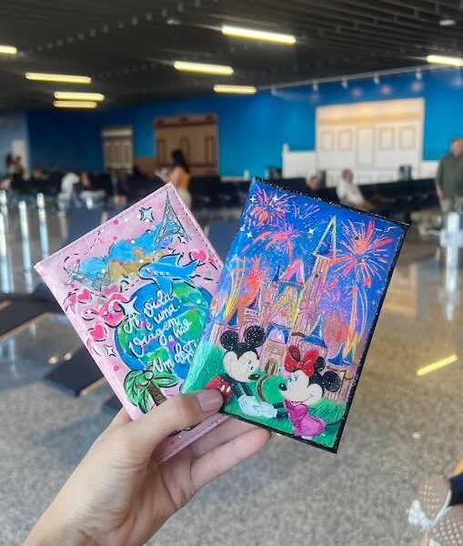 Porta Passaporte Pintado à Mão